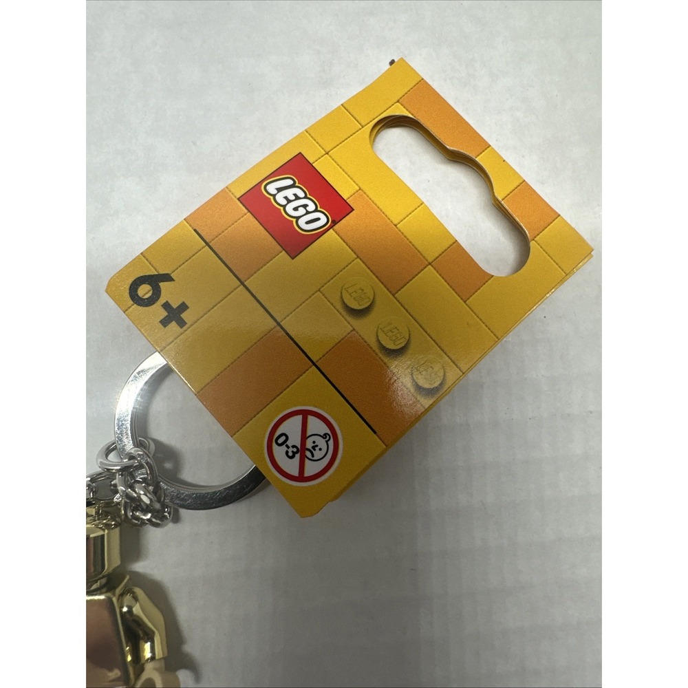 LEGO - Gold Mini Figure Key Chain - Picture 2 of 4